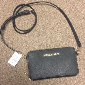 Micheal Kors travel set phone crossbody